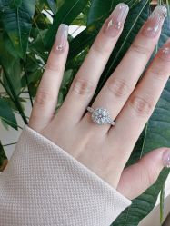 -Zbird钻石小鸟·钻戒婚戒定制高端珠宝私人定制中心