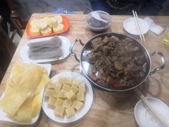 锅仔排骨-老殷锅仔
