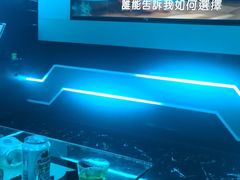 -路边边.炒菜烧烤.音乐餐厅(良乡长虹店)