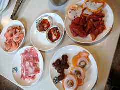 -爱客得牛排海鲜烤肉·火锅自助(春熙路黑金好店)