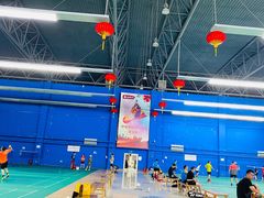 -中地华冠羽毛球俱乐部