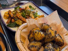 -云阿蛮云南生烫牛肉米线(奉贤路店)