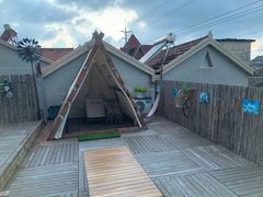 -小草屋轰趴馆别墅派对新场团建家庭聚会