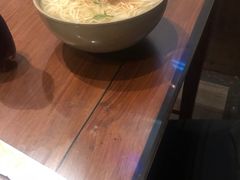 -亮亮面馆(经六路店)