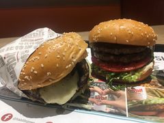 -The Habit Burger Grill 哈比特汉堡(爱琴海店)