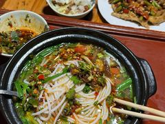 牛肉滚锅米线-腾冲大加工饮食文化园