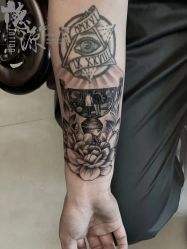 -德源刺青·纹身创作工作室