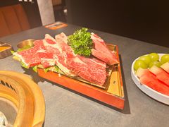 -铭牛烧肉·和牛海鲜自助(高新月牙湖店)