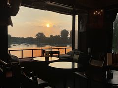-东岸Cafe 爵士俱乐部