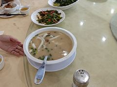 -鹏城人家海鲜酒家·23年老字号(较场尾店)