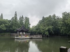 -汇龙潭