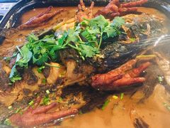 红烧鱼头焖鸡爪-二十八里太湖船菜(吉祥路店)