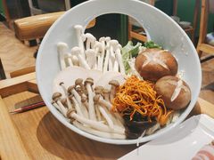 -煲大王猪肚鸡·椰子鸡火锅(红谷滩万达店)
