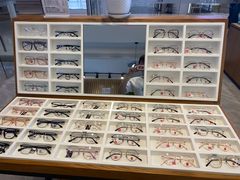 -MiRi明润眼镜·蔡司官方授权店(星光荟店)