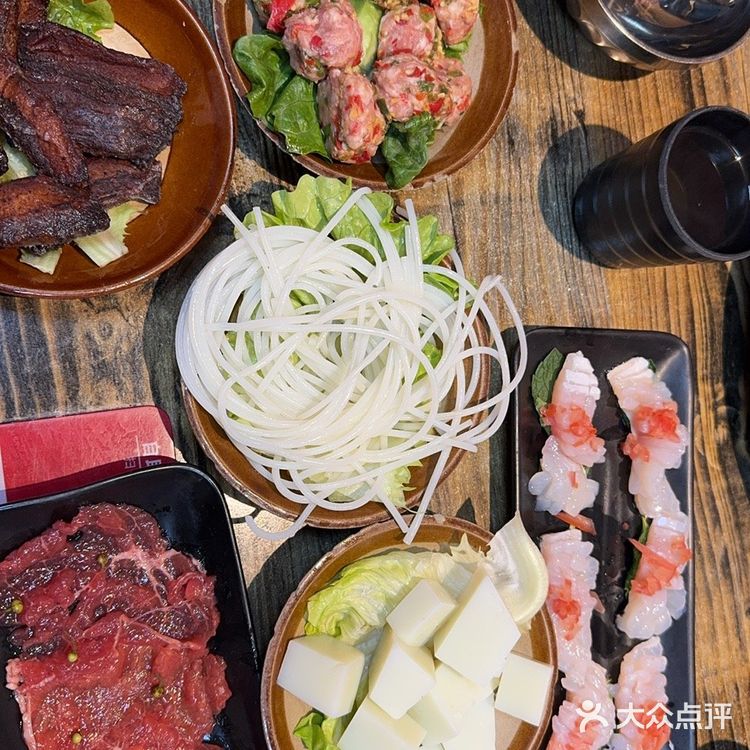 
金黔多安顺夺夺粉火锅，一口就沦陷！