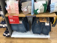 -优衣库(重庆万象城店)