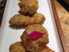 -蜜桃餐厅·伴山(湖滨商业街店)