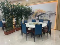 -红色湘菜馆(春风店)