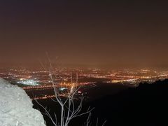 -鬼笑石后山停车场