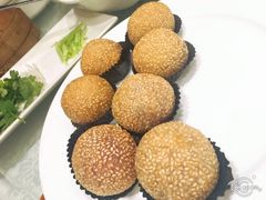 -品悦酒店(三林古镇店)
