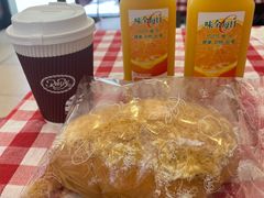 -红宝石·鲜奶小方(万航店)