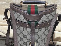 -小飞侠奢侈品回收 寄卖 养护(宝山宝龙广场店)