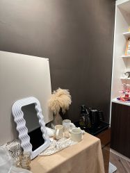 -花岐款式专研健康美甲沙龙