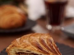 -潮一不贰·法式甜品·生日蛋糕·西式简餐(外滩店)