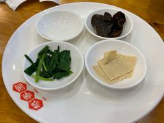 -桥香园过桥米线(国贸店)