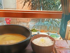 -银米·云南传统过桥米线(双廊黑金冠店)