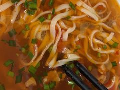 -左左香老潼关肉夹馍(龙山一路店)