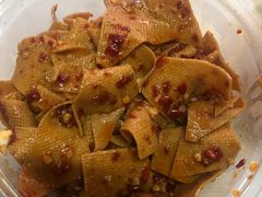 卤煮三角香干-清泉食杂店