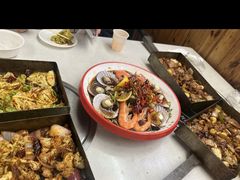 -老东镇啤酒屋海鲜加工·蒸汽海鲜·海鲜烧烤(台东店)