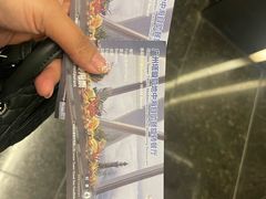 -广州塔卢特斯法国旋转餐厅