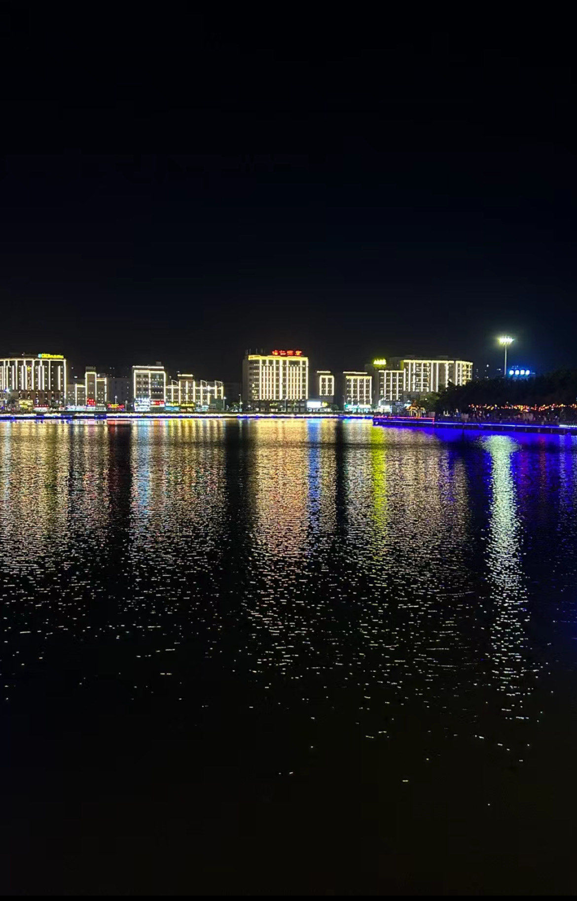 99阳西西湖公园——城市中的惬意绿洲99