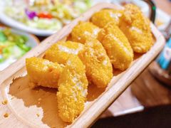 香脆金黄蕉-明洞阿姨·韩式酱蟹烤肉·创意料理(三元桥店)