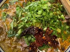 -云阿蛮云南生烫牛肉米线(奉贤路店)