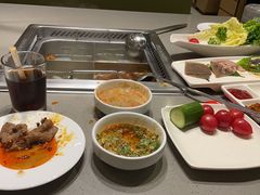 -蜜桃餐厅·伴山(绿宝广场店)