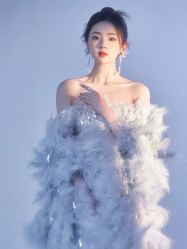 -不晚国际婚纱礼服