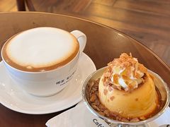 -Café Monson