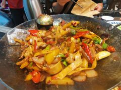 -富正毅三下锅(体育馆店)