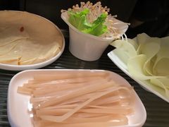 -三只耳冷锅鱼火锅(玉林店)