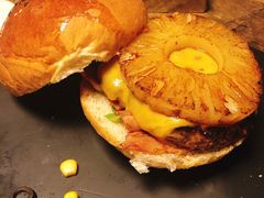 -HIGH FIVE哈福手工汉堡(桂林路店)