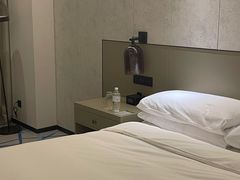 -上海漕河泾万丽酒店