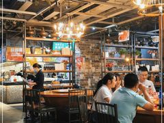 大堂-琥珀老六龙虾(四里河店)