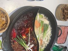 -卤校长老火锅(杨家坪直营店)
