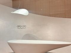 -涨巢·潮玩水疗局