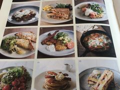 -ROAST coffee & eatery