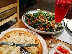 -胡桃里乐队酒馆(鎏嘉码头店)