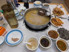 -朴小妹人参鸡汤火锅(长白山万达店)